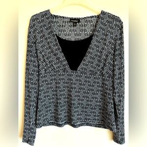 Contemporary Top from Pantology size L